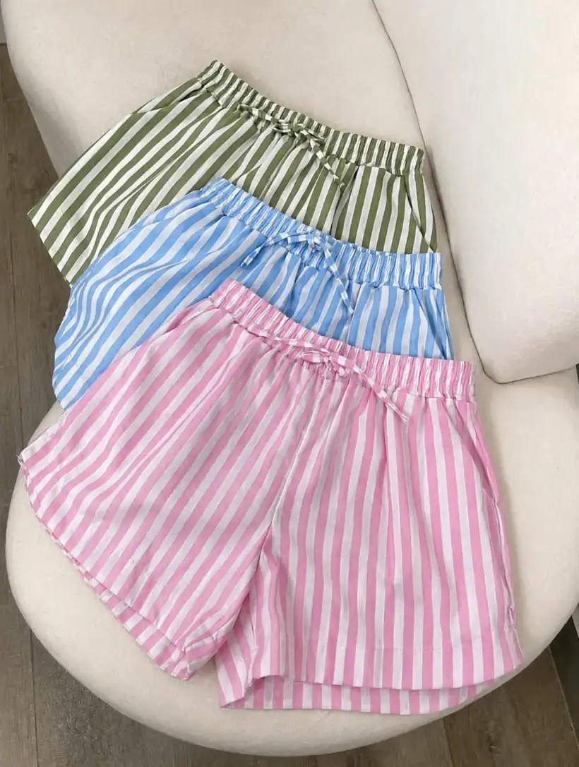 Shorts Listrado Colorido